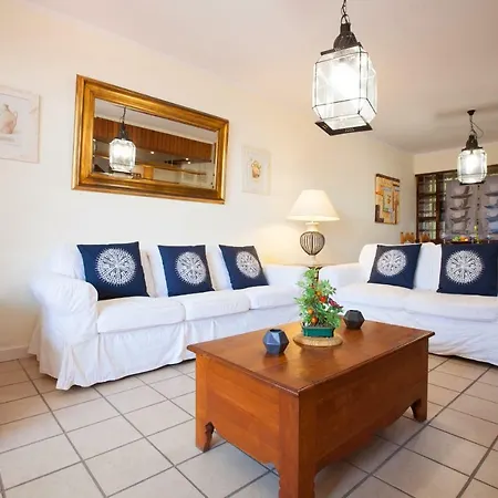 Ana Iris Playa Cucharas *